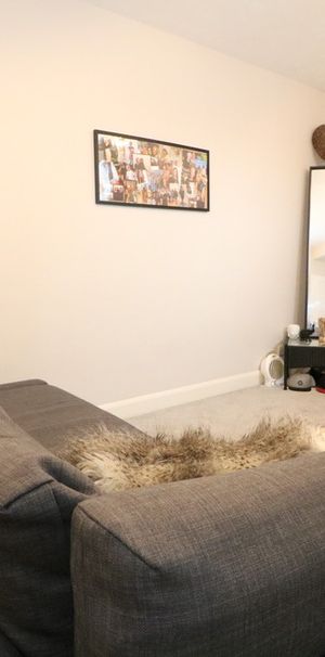 High Street, Dorking, Surrey, RH4 - Photo 1