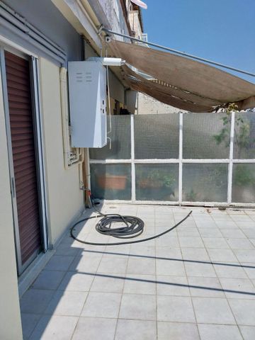 Διαμέρισμα για ενοικίαση Κέντρο (Καρδίτσα) - Φωτογραφία 2