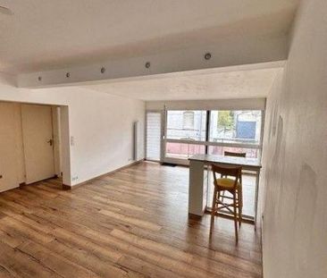 A proximité de la place d'Anzin, dans un petite copropriété, appart... - Photo 2