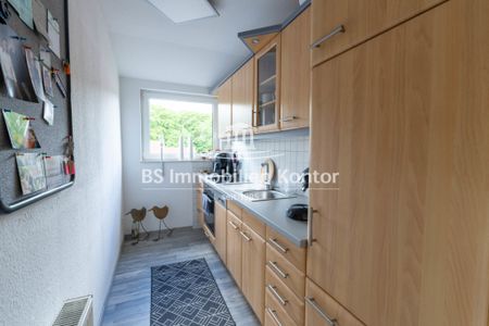 Anfragen bitte vorab per Mail – Stadtmitte! DG-Wohnung mit Balkon in zentraler Innenstadtlage von Emden! - Foto 2