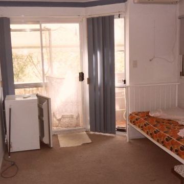 Home For Rent - Photo 3