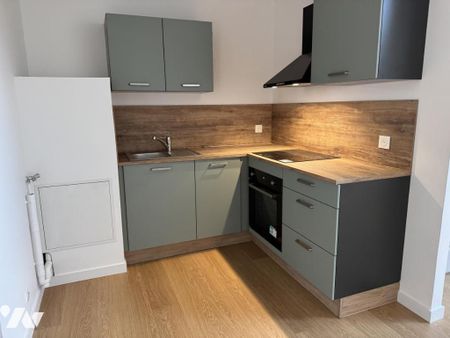 AMIENS CENTRE APT F3 DUPLEX LIBRE DE SUITE AVEC PARKING DANS COUR SECURISEE - Photo 4