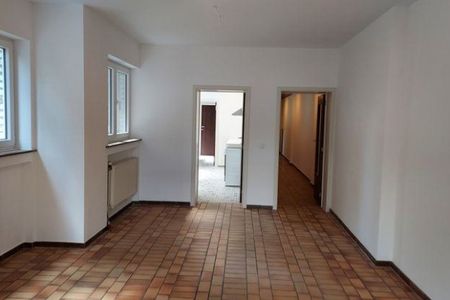 Maison atypique sur un terrain de ± 5.600 m² - Photo 3