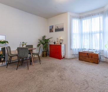 1 bedroom flat to rent - Photo 6