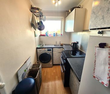 Apperley Way, Halesowen, B63 2PY - Photo 6