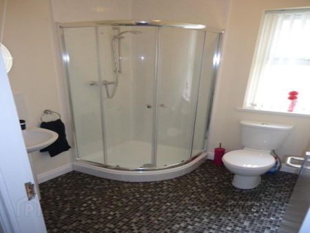 Room 3 22 Cliftonville Avenue, Belfast, BT14 6BX - Photo 4