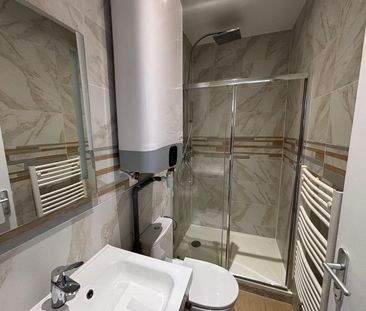 Location Appartement 3 pièces 46m² EQUEURDREVILLE HAINNEVILLE 50120 - Photo 3