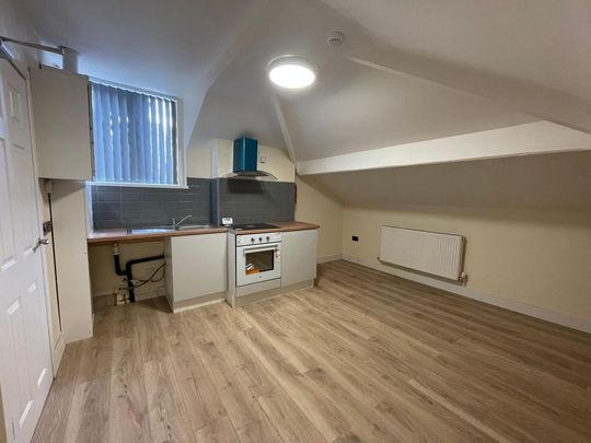 1 bedroom flat to rent - Photo 1