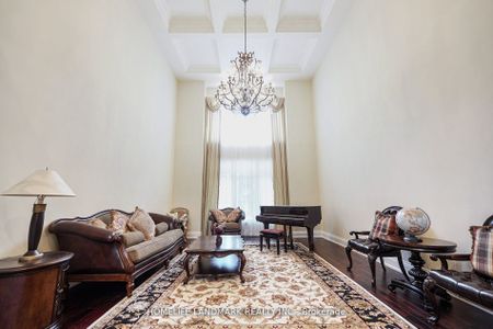 For Lease - 450 Meadow Wood Road, Mississauga, Ontario - Photo 2