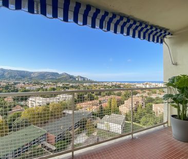 A louer, T3 rénové avec terrasse, vue mer, Résidence Michelet-de-La... - Photo 2