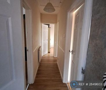 3 bedroom bungalow to rent - Photo 4