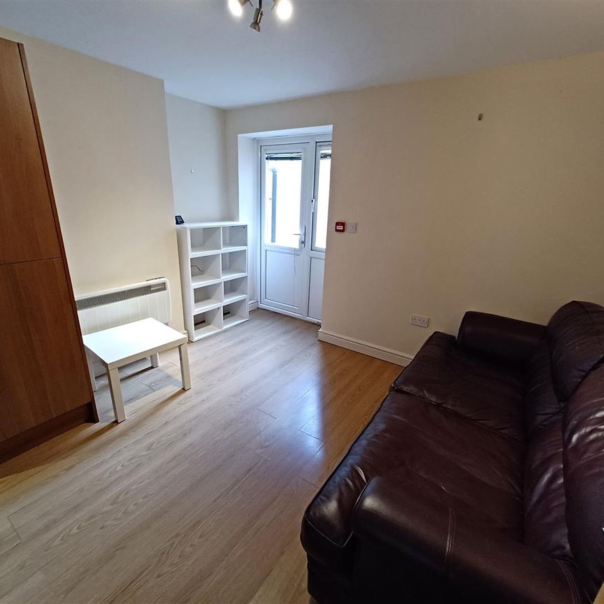 Colum Road - Photo 1