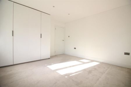 Greystoke Gardens, London - Photo 4