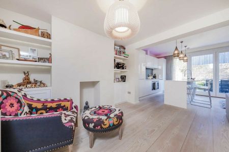 Southgate Road, Islington, N1 - Photo 2