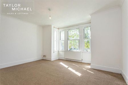 3 bedroom maisonette to rent - Photo 4
