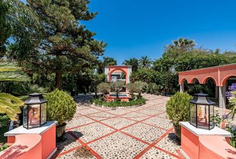 Luxury Villa for rent in Marbella, Andalusia