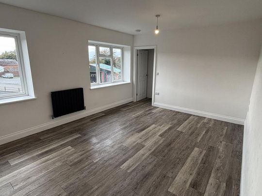 3 bedroom flat to rent - Photo 1