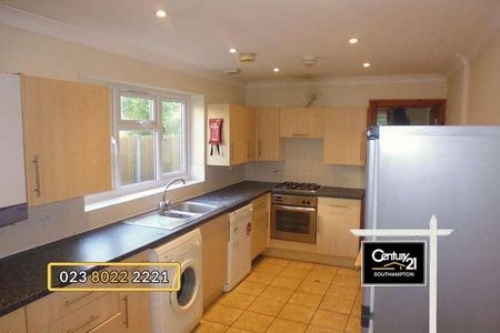 |ref: |, Spear Road, Southampton, SO14 - Photo 4