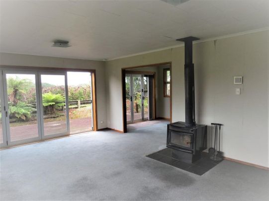 524 Mountain Road, Lepperton, New Plymouth - Photo 1