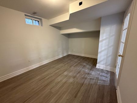 For Lease - 206 Corner Ridge Road Unit# Basement Unit 2, Aurora, Ontario - Photo 2