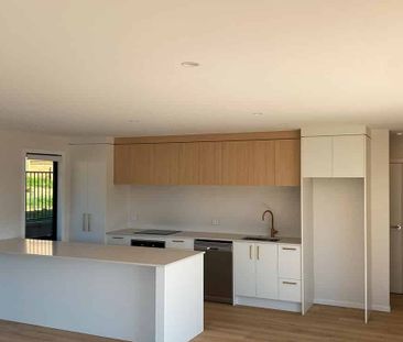 Modern three bedroom home - Coromandel - Photo 1