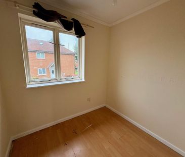 3 bedroom terraced house to rent - Photo 5