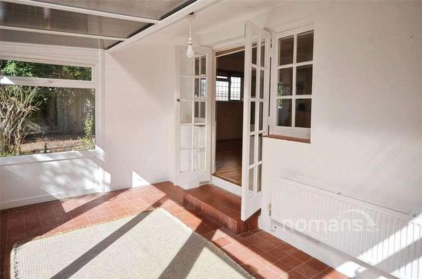 Hitcham Place, Taplow Common Road, Burnham, Slough, SL1 - Photo 1
