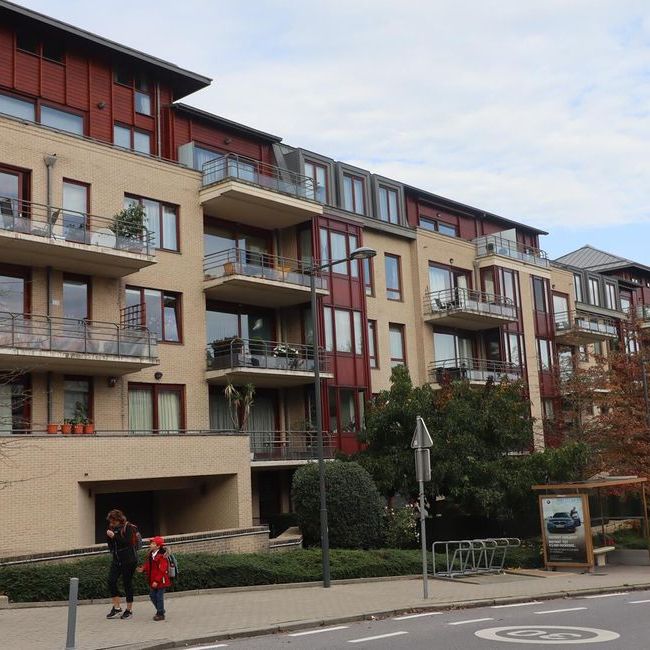 Appartement te huur in Sint-Lambrechts-Woluwe voor € 1.500 met 2 slaapkamers - Photo 1