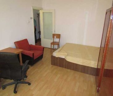 Apartament cu 2 camere, decomandat, 45mp, zona Interservisan - Fotografie 2