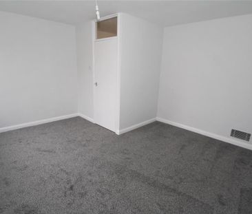 2 bedroom maisonette to rent - Photo 5