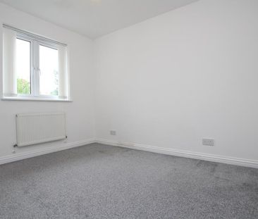 3 bedroom detached house to rent - Photo 4