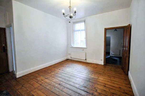 2 bed lower flat to rent in NE3 - Photo 1