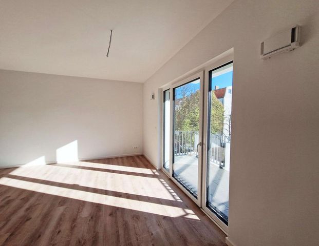 Moderne 1 Zimmer-Wohnung mit Balkon in Berlin Mariendorf - Photo 1