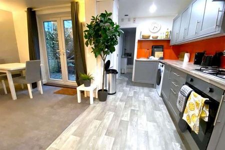 Bath Road, BS4 - Photo 2