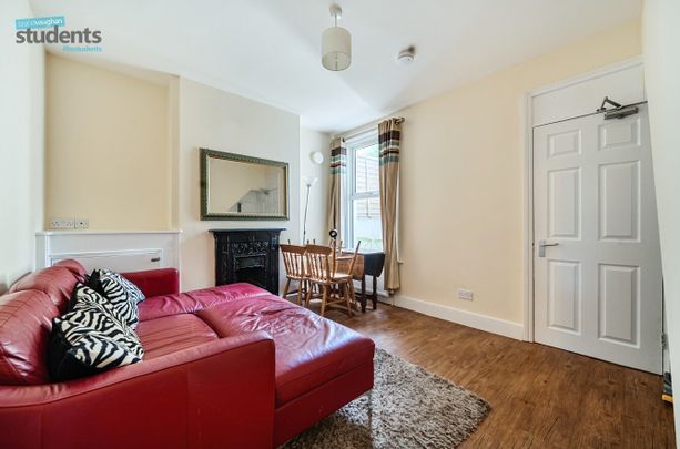 5 bedroom house to rent - Photo 1