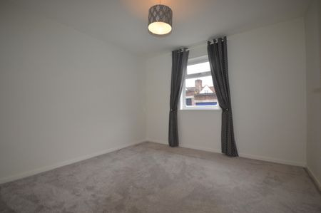 Paynes Hill, Salisbury - Photo 3