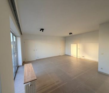 Appartement te huur - foto 1