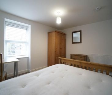 40 Garth Road - Photo 2