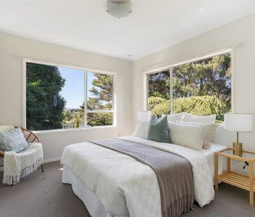 Sun Drenched House with Privacy - Move in Ready - Photo 3