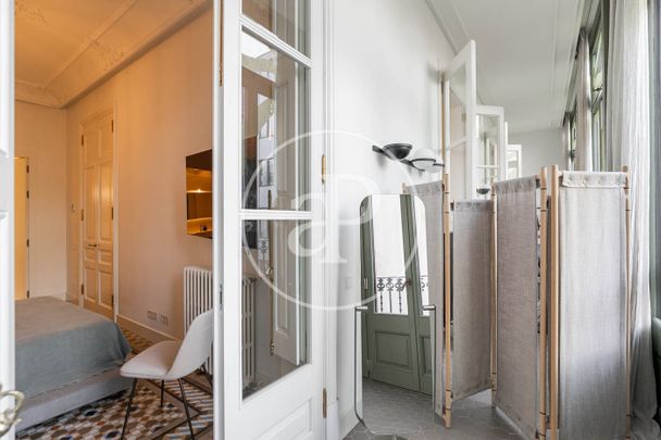 Apartment for Rent on Ausiàs Marc Street, Barcelona - Photo 1