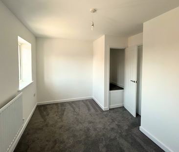 2 bedroom semi-detached house to rent - Photo 5