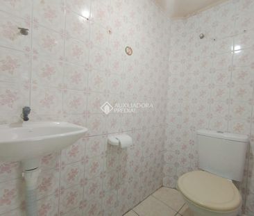 Casa com 2 quartos e 104m² para alugar em Centro, Canoas. - Foto 2