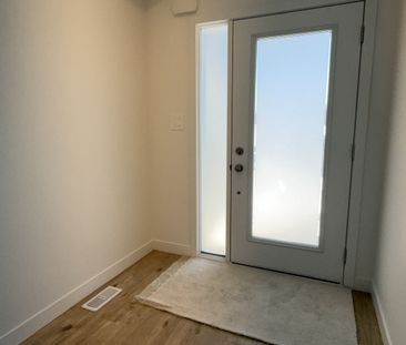 For Lease - 8 Red Oak Common, Cambridge, Ontario - Photo 6