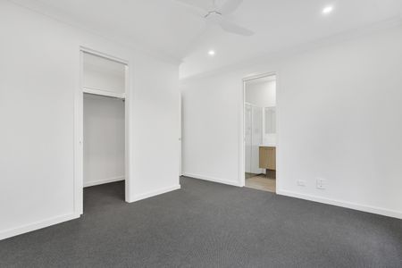 11A Riverside Drive, Felixstow SA 5070 - House For Rent - $900 | Domain - Photo 5