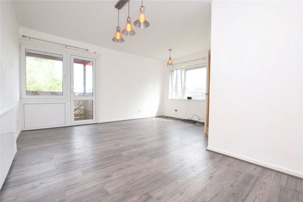 47, Newhall Green, Leeds, LS10 3RT - Photo 1