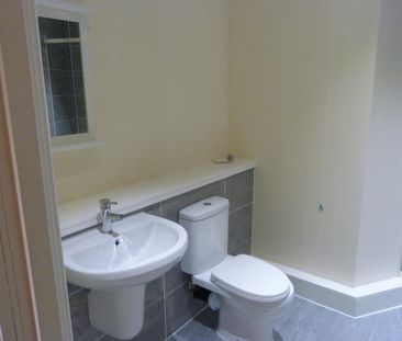 Studio to rent - Photo 6