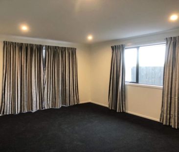 Modern Family Home - Photo 1