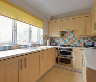 1 bedroom retirement property to rent - Photo 5