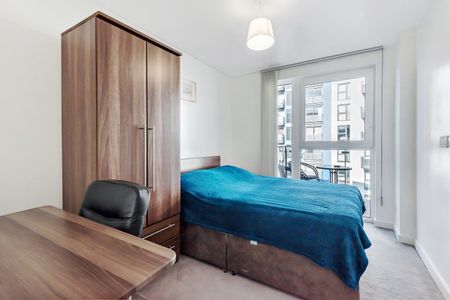 Blackheath Road, London, SE10 - Photo 5