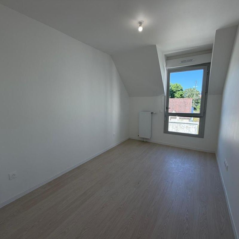 Location Appartement 3 pièces 70m² MANTES LA JOLIE 78200 - Photo 1